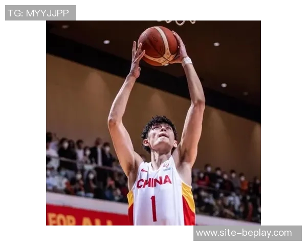 向勇敢追梦的曾凡博致敬共同期待他未来的选择与发展