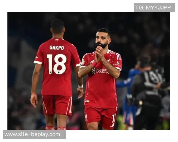 内维尔批评利物浦前场球员表现不佳边后卫问题亟待解决 内维尔批评利物浦前场球员表现不佳边后卫问题亟待解决